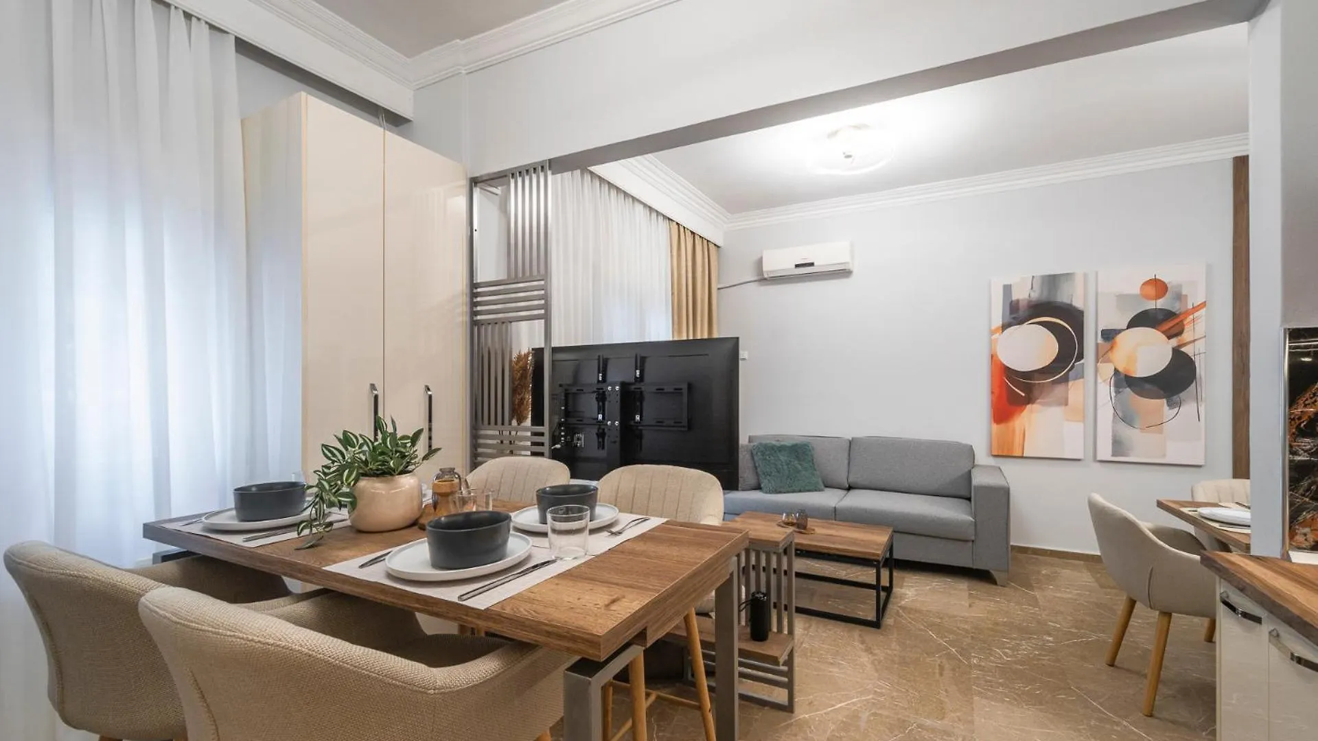 P Deluxe Suites 4 Thessaloniki Greece