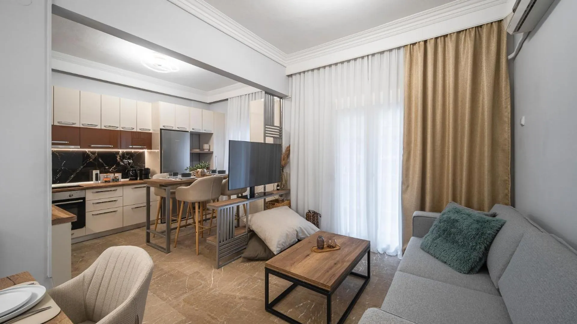 P Deluxe Suites 4 Thessaloniki